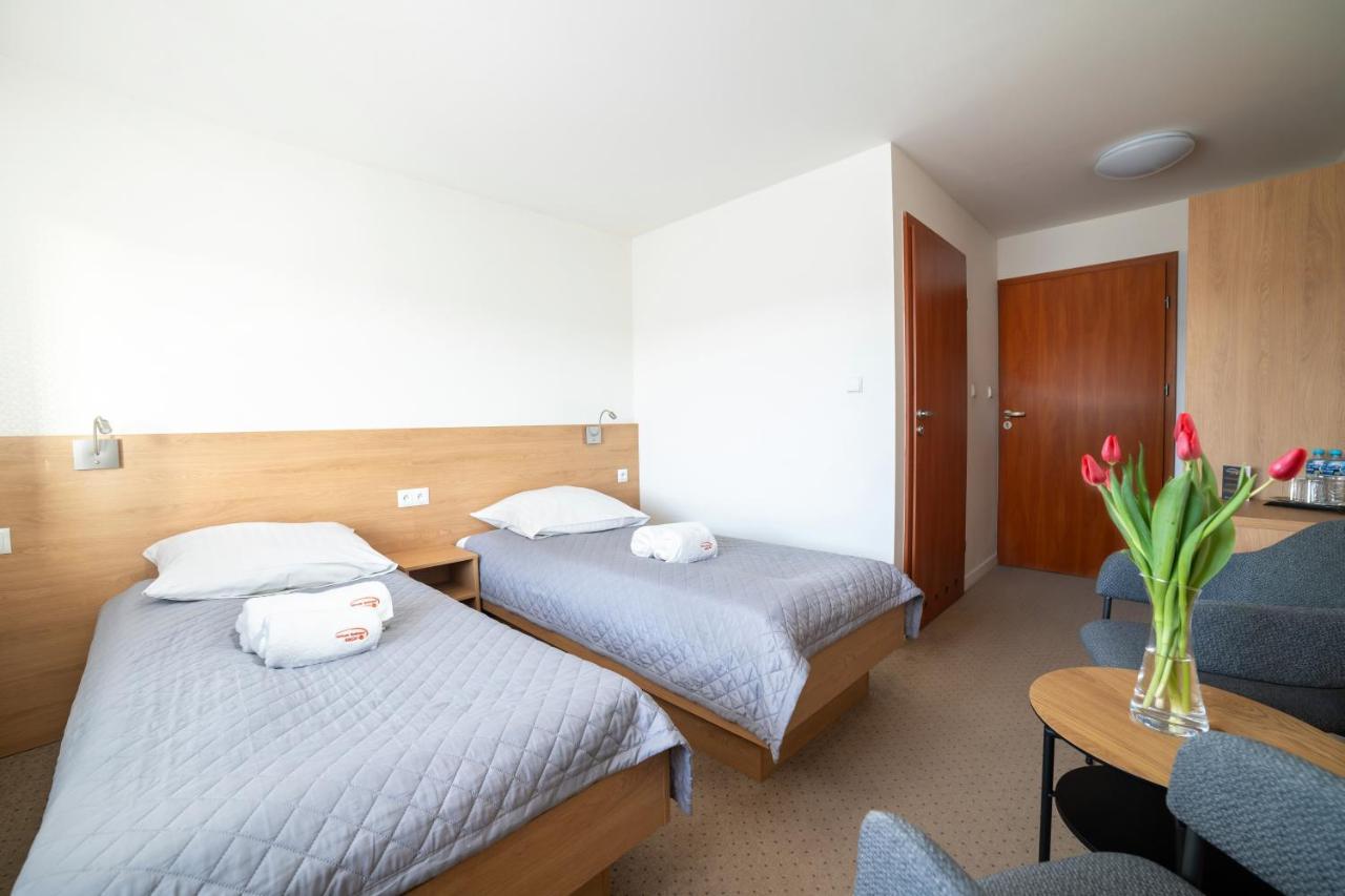 Hotel Angie Пущиково Екстер'єр фото